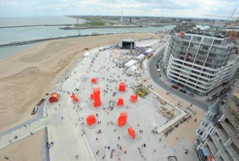 Marc Jambers over de beeldengroep van Arne Quinze op het Zeeheldenplein: 'Een zonevreemde installatie'.