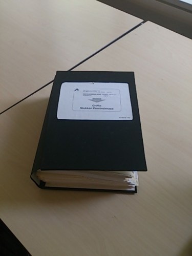 Een kanjer van een dossier ter inzage op de griffie blijkt een lege doos te zijn.