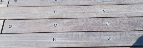 Gulle geldschieter Provincie Antwerpen liet ook een boodschap laseren: 'Groot genoeg om veel te doen'... Ja, voor de groten, niet voor de kleintjes. 